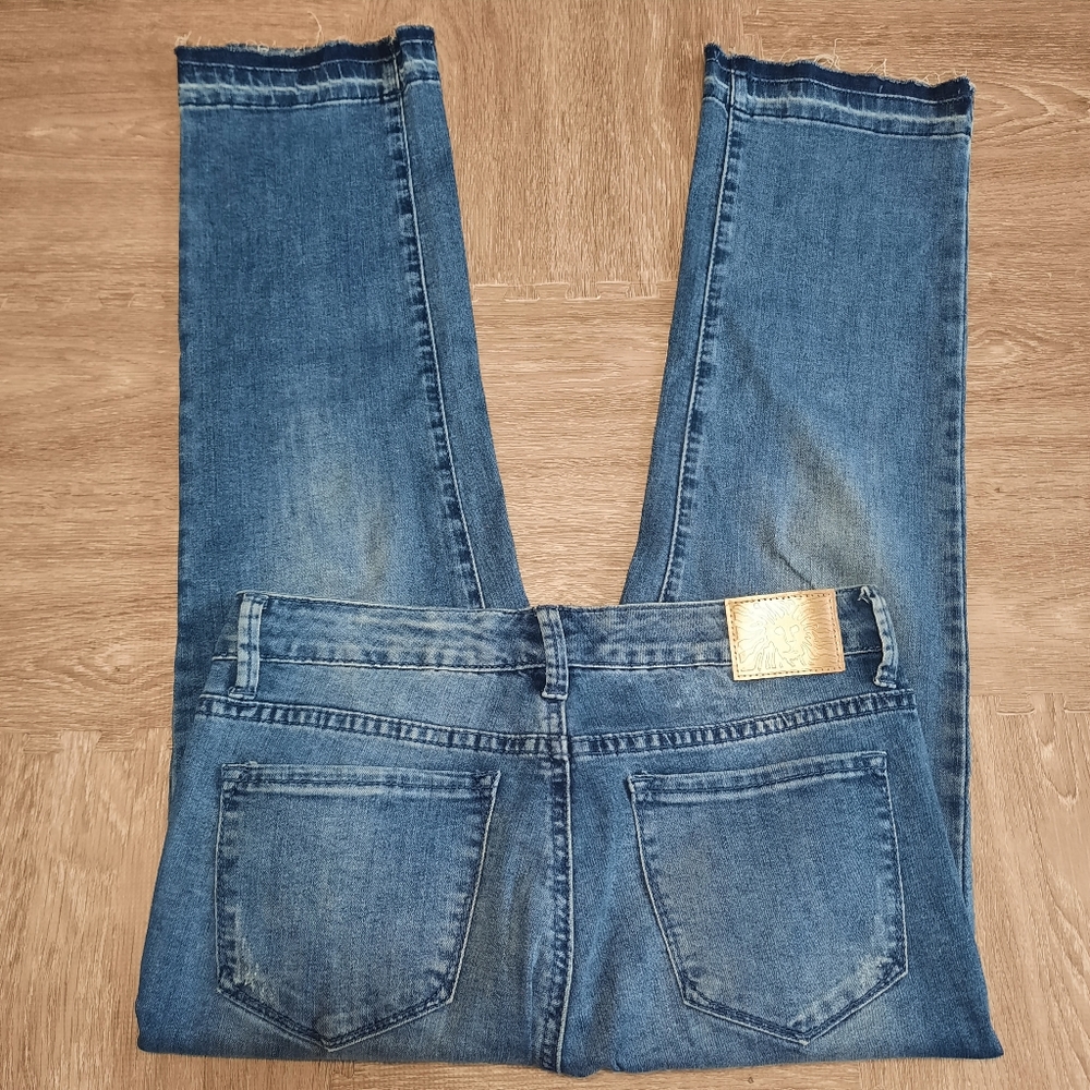 Anne Klein Leo Slim Cropped Jeans
